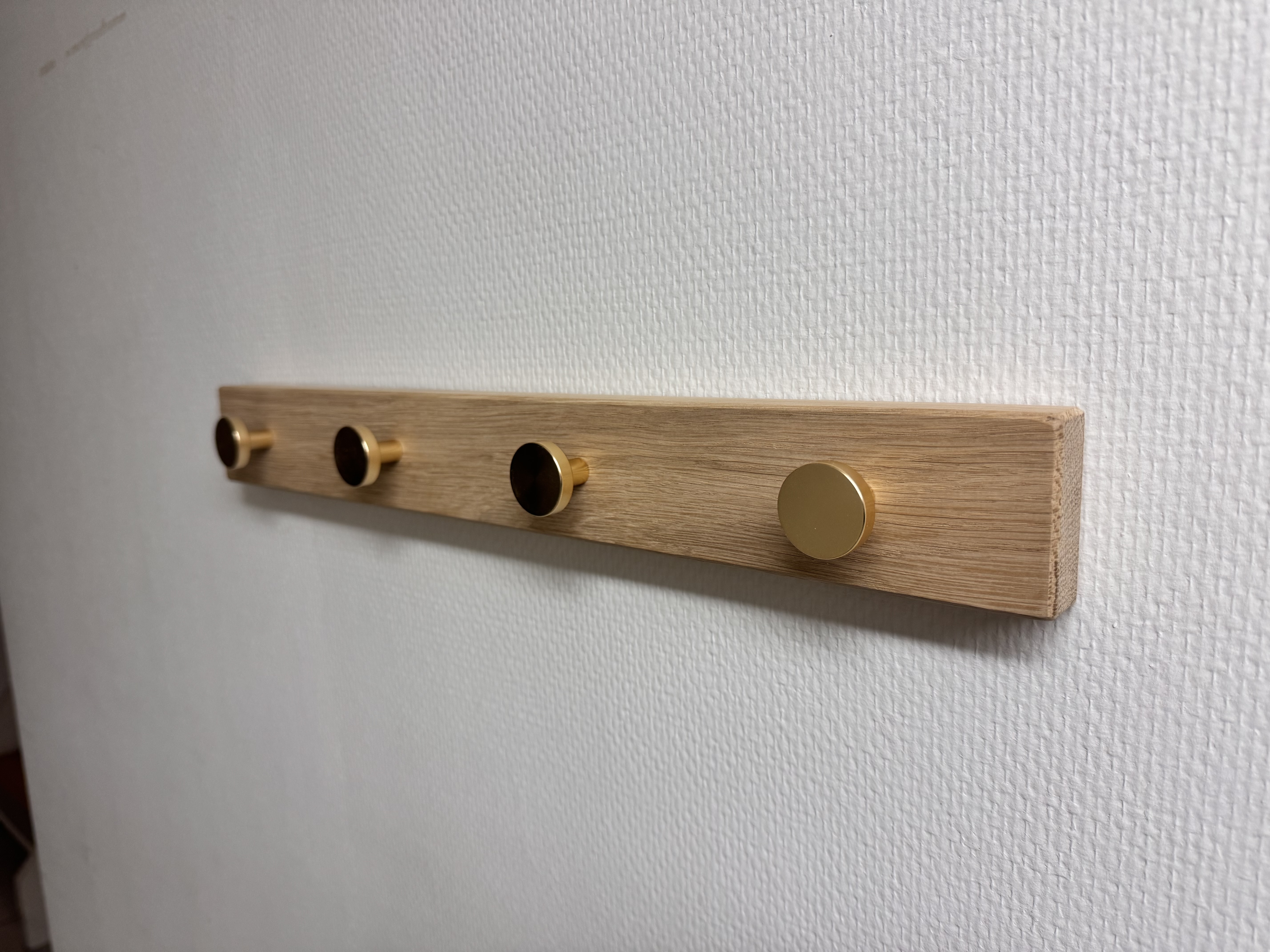 Knagerækker i massiv egetræ