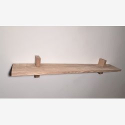 Vghngt hylde i massiv egetr