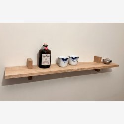 Vghngt hylde i massiv egetr